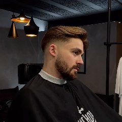 Middle Parting, Skin Fade, Straight