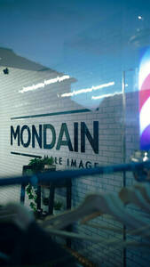Mondain Male Image